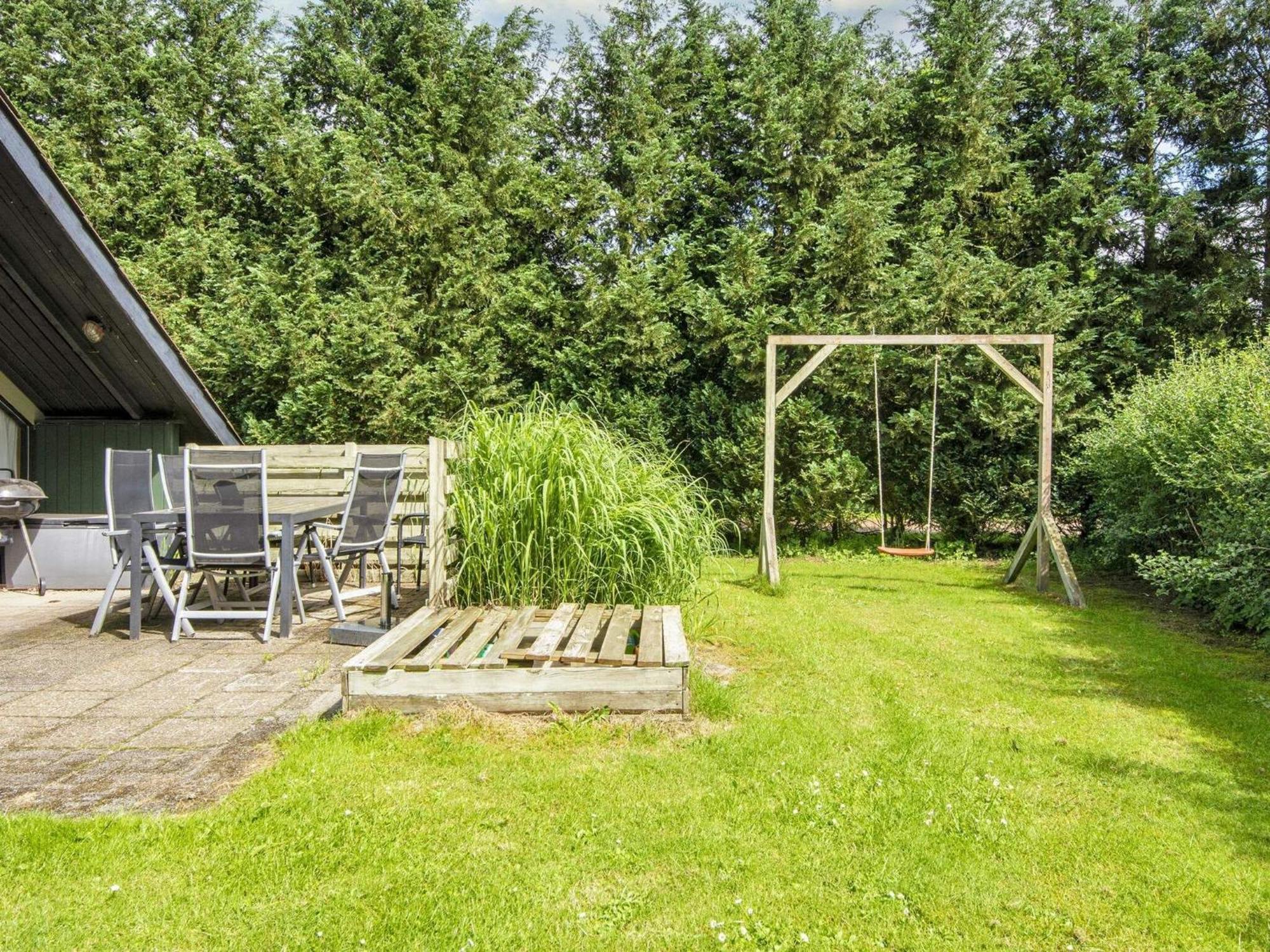 6 Person Holiday Home In Ansager Kültér fotó